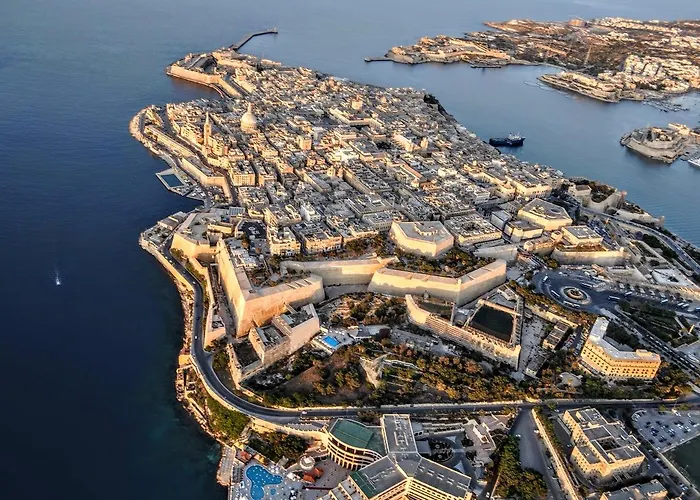 Charming With A Seaview Sliema